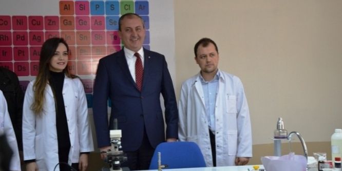 Biga Belediyesi Fen laboratuvarı açıldı