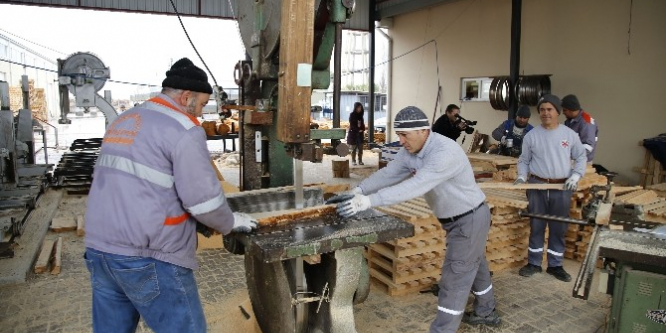 Döşemealtı Üreten Belediye oldu