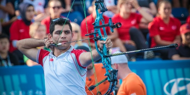 Karşıyakalı Demir, Polonya yolcusu