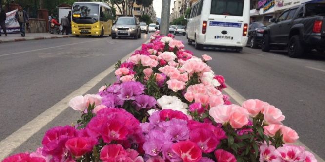 Nazilli renklerle süslendi