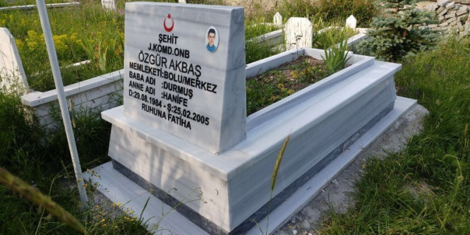 Bolu’da şehit mezarları yenilendi