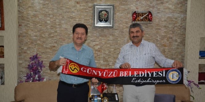 Ak Parti Sosyal Politikalar Başkan Yardımcısı Hasan Fehmi Kinay’dan Başkan Arayıt’a ziyaret
