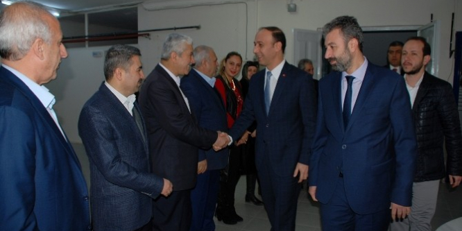 Vali Abdullah Erin’den siyasi partilere ziyaret