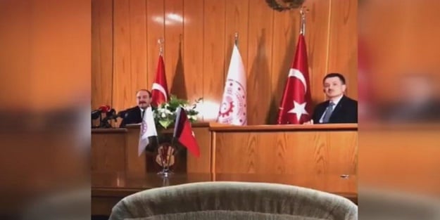 AA muhabirinden 'Karlov suikasti'ne benzer girişim! Provokasyon öncesi bakın ne yapmış