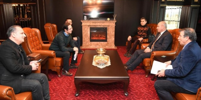 O bölgenin tarihi kitap oluyor