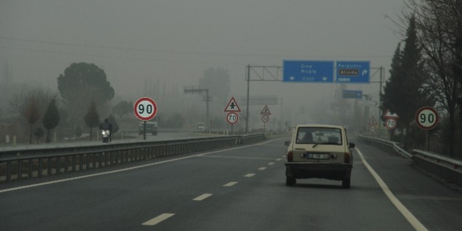 Sis ulaşımı olumsuz etkiledi