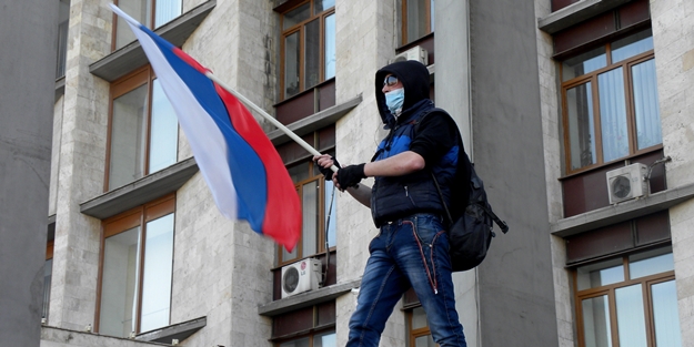 Ülkenin doğusunda bağımsızlıklarını ilan ettiler