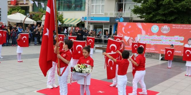 Manisa’da 23 Nisan coşkusu