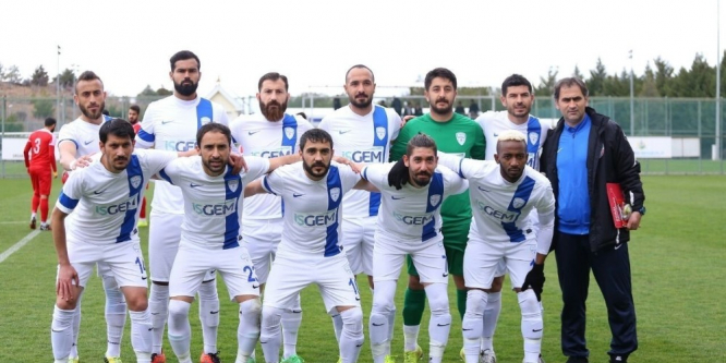 Yusuf Çelik Yeşilyurt Belediyespor’da kaldı