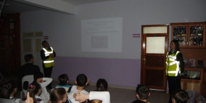 Öğrencilere trafik semineri