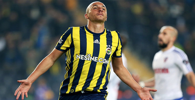 Aatif Chahechouhe formayı bırakmıyor