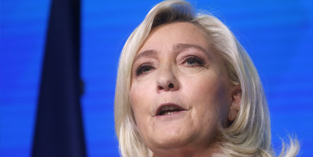 AB, Marine Le Pen'i zimmetine para geçirmekle suçladı