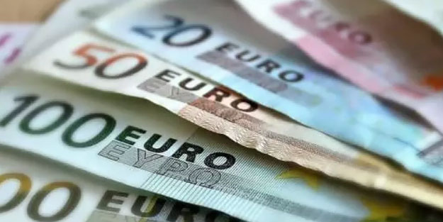 AB, nisanda 43,6 milyar avro ticaret açığı verdi