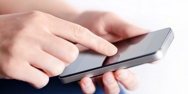 AB 'roaming' ücretiyle vedalaşıyor