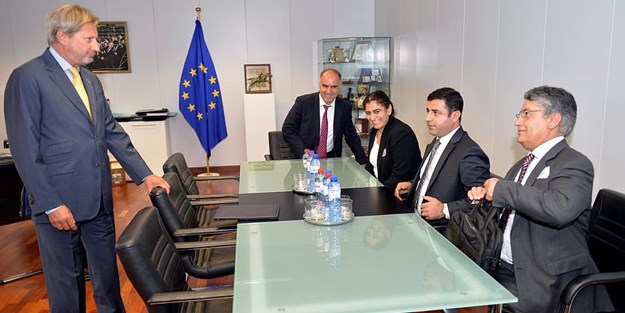 AB Selo'yu üst düzeyde ağırlıyor