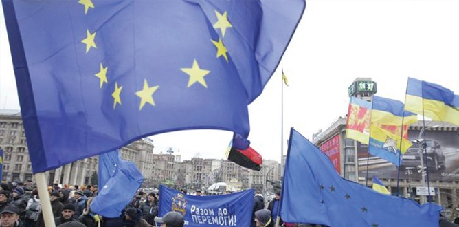 AB, Ukrayna’yı yarı yolda bıraktı