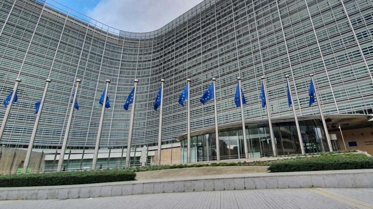 AB ülkelerinden ortak İHA, savaş gemisi geliştirme çalışmaları