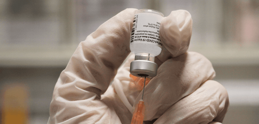 AB vatandaşlarının yüzde 70'i Covid-19'a karşı en az bir doz aşılandı