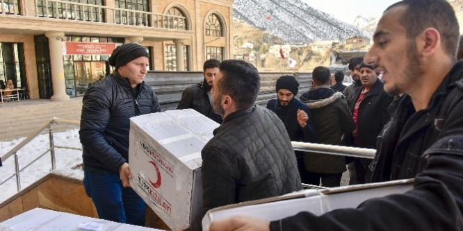 Öğrencilerden Halep’e yardım kampanyası