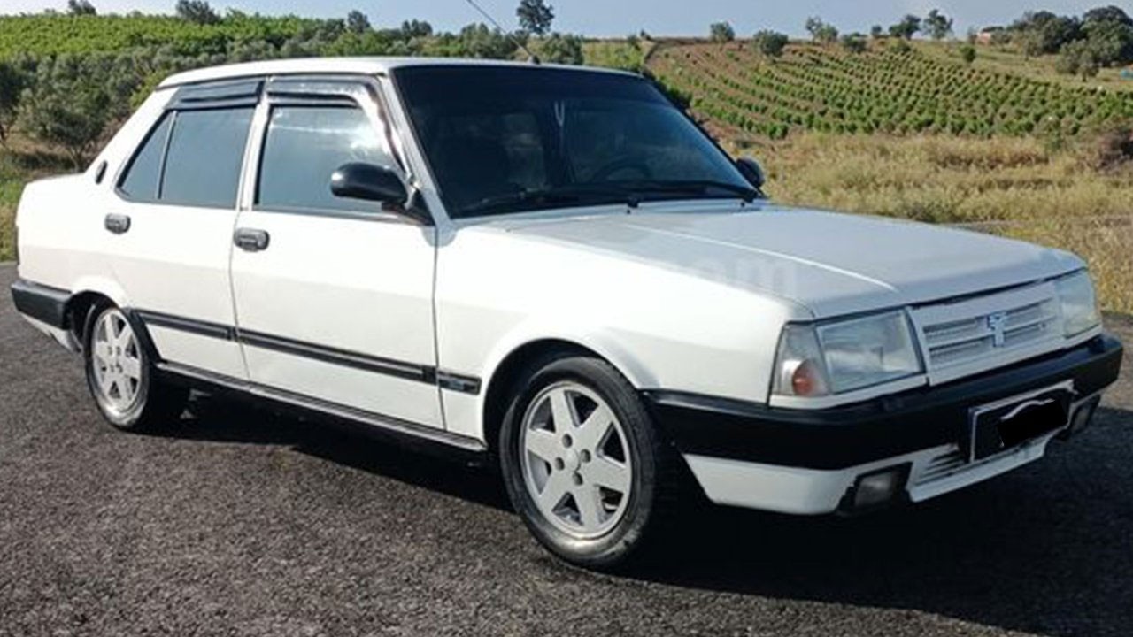 Abartılı egzoz taktıran Tofaş sürücüsü cezayı yedi