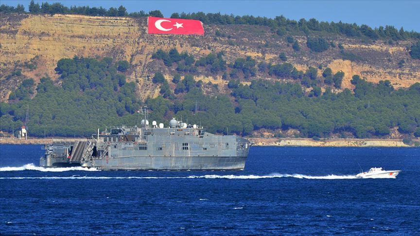 ABD askeri gemisi Çanakkale Boğazı'ndan Marmara denizine geçti