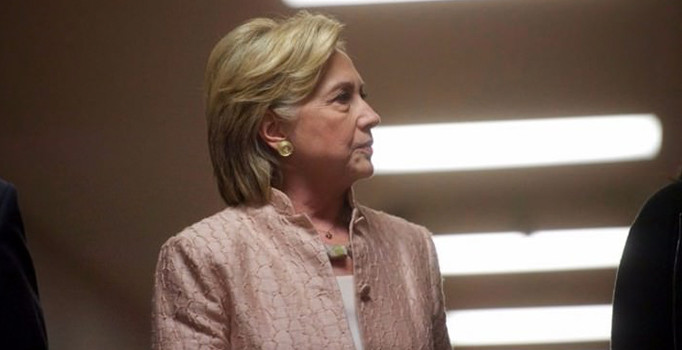 ABD başkan aday Clinton hakkında çok çarpıcı bir iddia