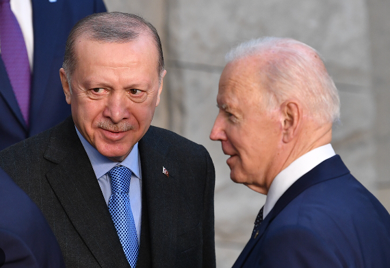 ABD Başkanı Biden'ın teşekkür videosuna Cumhurbaşkanı Erdoğan'dan yanıt