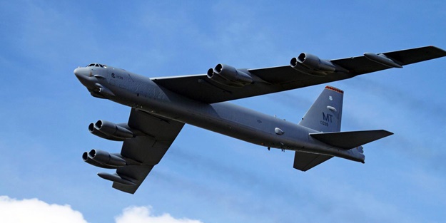 ABD bombardıman uçakları konuşlandıracak! Tepki gösterdiler