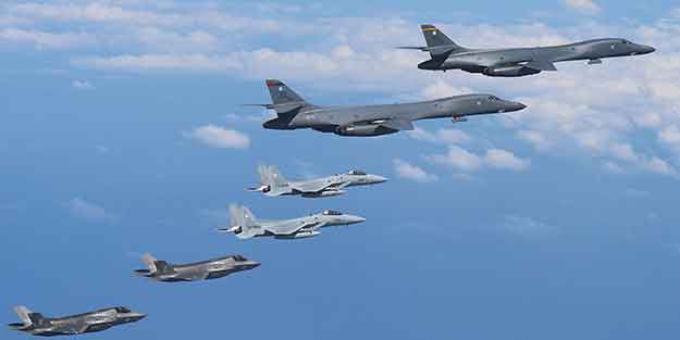 ABD bombardıman uçaklarını Çin'e yolladı