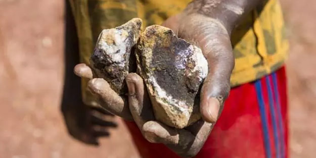 ABD çekiliyor Çin yerleşiyor! Koca kıtanın değerli madenlerini ele geçirdi