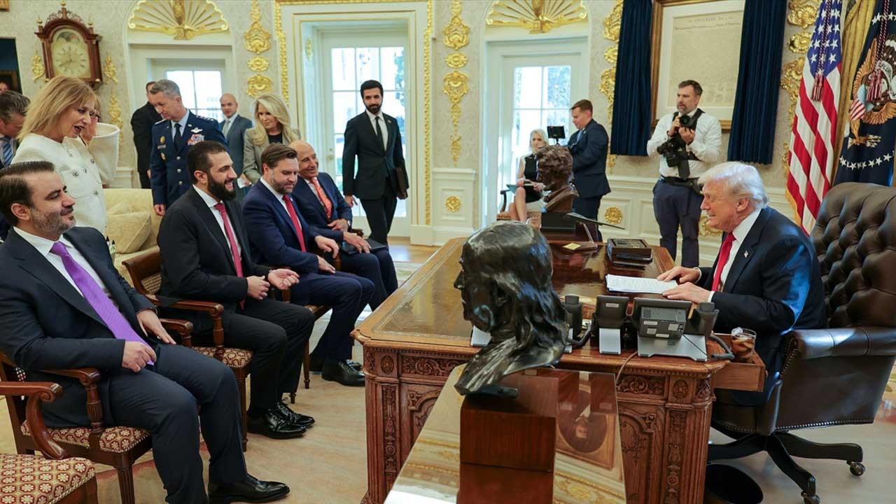 ABD çıkarı olmadan kılını kıpırdatmaz! Trump: Suriye’yi başarılı kılmak için elimizden gelen her şeyi yapacağız