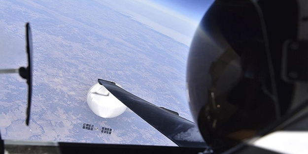 ABD, Çin'e ait 'casus balonun' vurulmadan önceki fotoğrafını paylaştı! Gizemli en net görüntüsü: UFO mu yoksa?