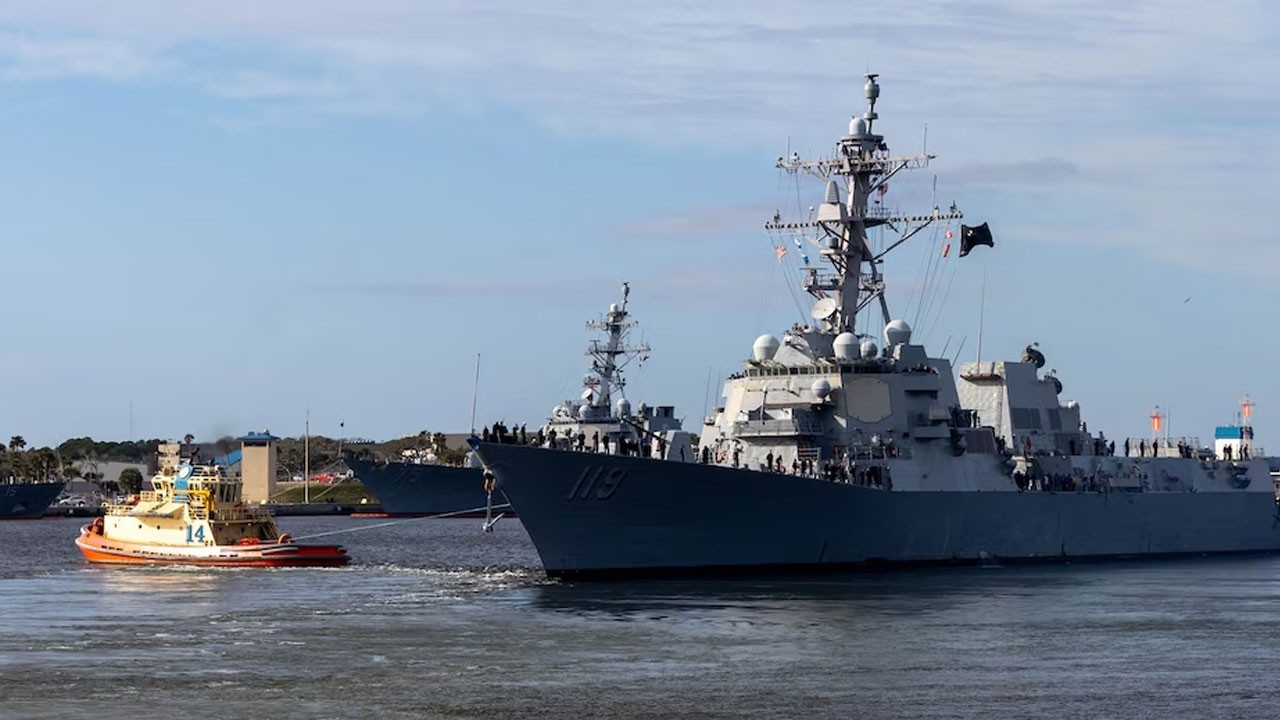 ABD destroyeri İsrail'den ayrıldı! Savaşın ayak sesleri