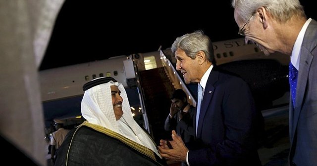 ABD Dışişleri Bakanı John Kerry Bahreyn'de