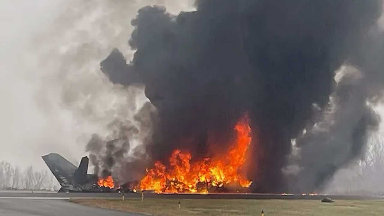 ABD dökülüyor! Yine bir uçak kazası daha