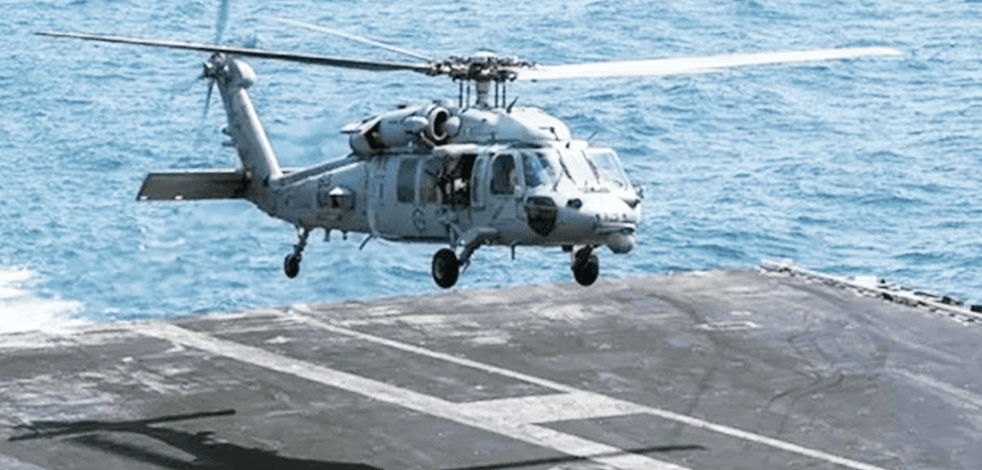 ABD donanmasının MH-60S tipi helikopteri düştü
