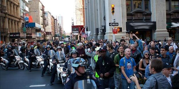 ABD ekonomik krizin pençesinde! İşsizlik maaşı başvuruları beklentilerin üzerinde gerçekleşti​