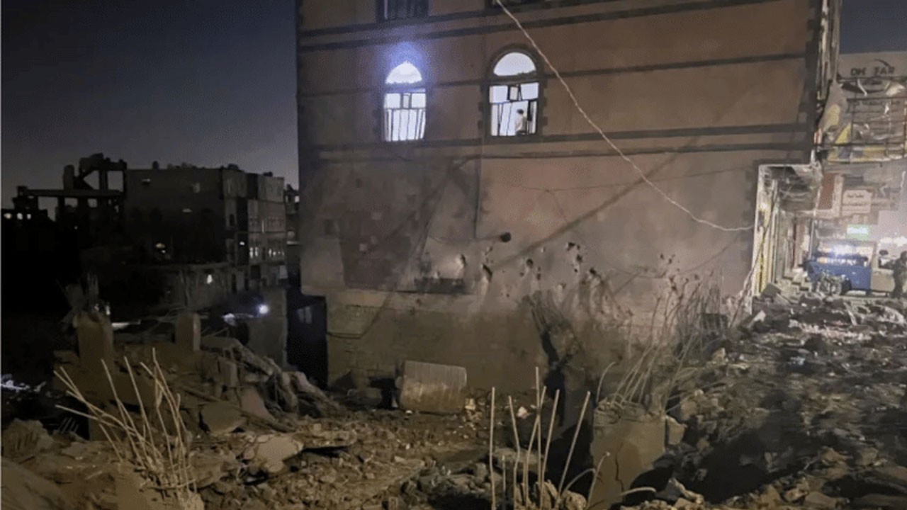 ABD Husileri vurdu! 3 ölü