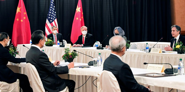 ABD ile Çin heyetleri arasında sert atışma