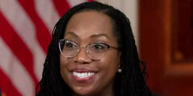 ABD, ilk siyahi kadın Yüksek Mahkeme yargıcının onayını tartışıyor