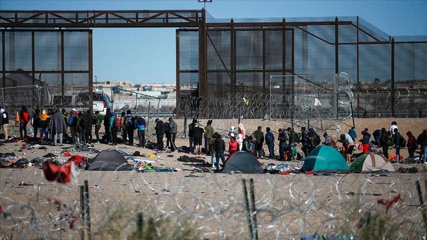 ABD kapılarını sonuna kadar açtı: Her bir göçmene bin dolar verecek