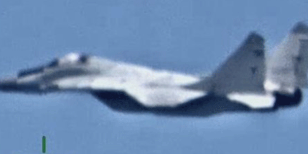 Dünyayı tedirgin eden yeni kriz! Rus savaş uçaklarını bölgeye giderken deşifre ettiler