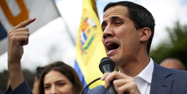 ABD kuklası Guaido resmen darbe çağrısı yaptı: Ordu göreve, halk sokağa