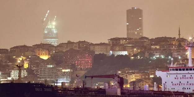 ABD medyası Rusya’nın yaptırımına karşı hayalet filo ile deliniyor diyerek Türkiye'yi hedef gösterdi! O İddiası