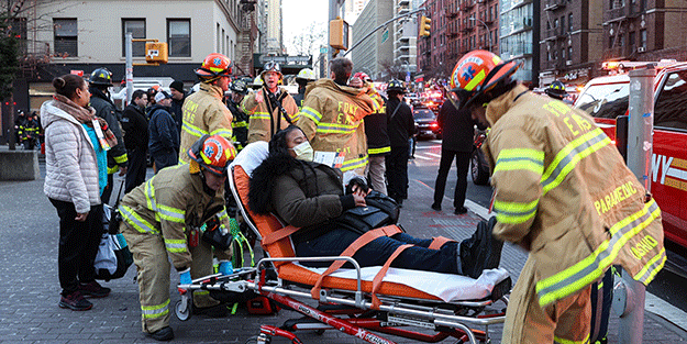 ABD metro kazasıyla sarsıldı! Çok sayıda...