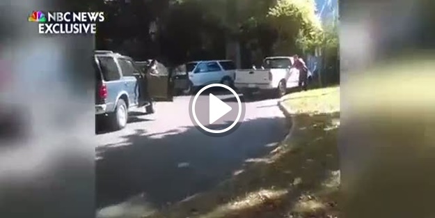 ABD polisi siyahiyi eşinin gözü önünde öldürdü!