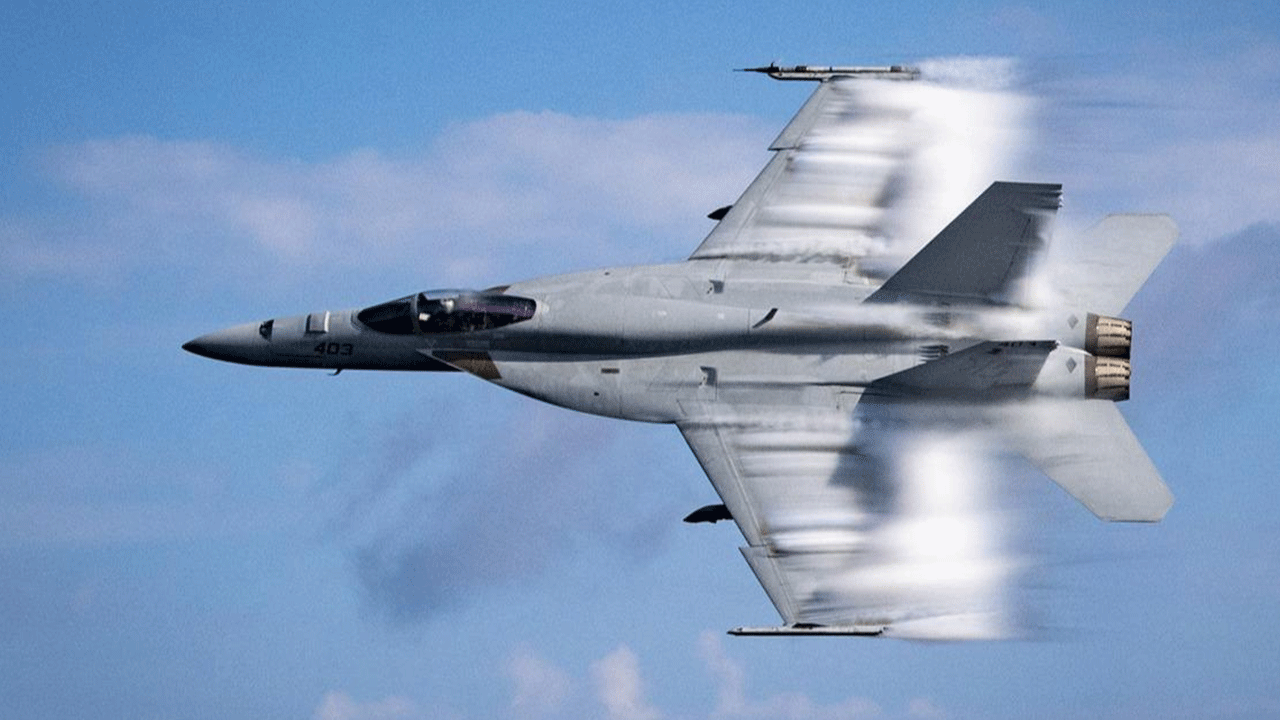 ABD savaş uçağı Kızıldeniz'de düşürüldü!