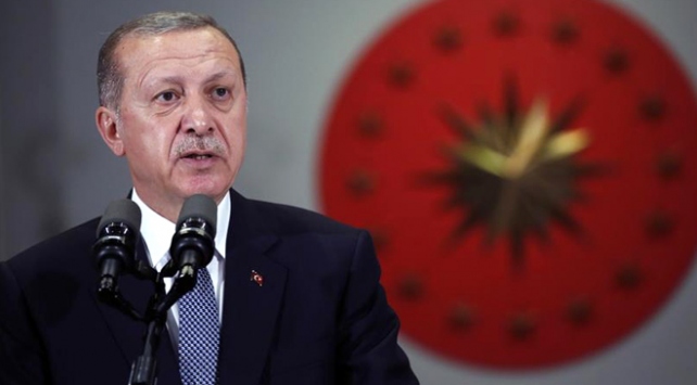 'ABD Suriye'de olanları tribünden izliyor'