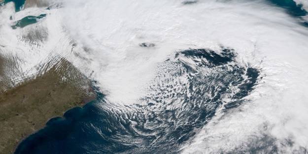 ABD'de 10 eyalette acil durum ilan edildi