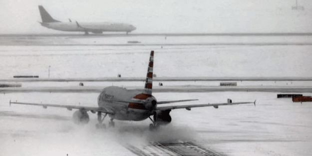 ABD'de 2 bin 300 uçuş iptal edildi